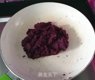 Make Black and sesame fries step 2