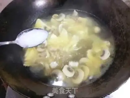 Make ♪ Screeched eggs and tofu yellow ♪ step 2