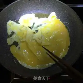 Make Onion fried eggs step 3