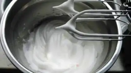 Make A baker with a sugared oxen step 1
