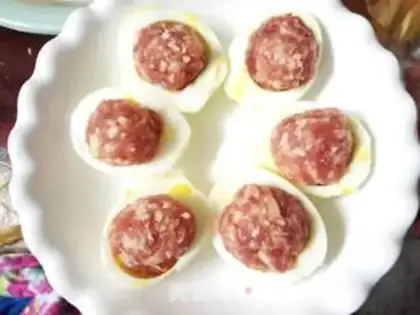 Make Eggs for winter meatballs step 6