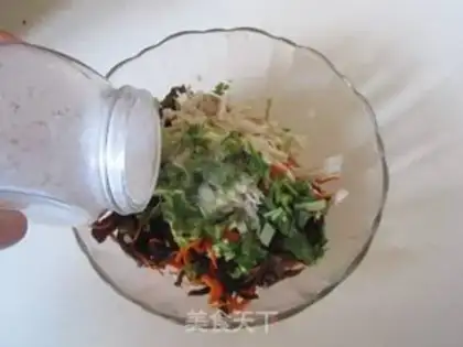 Make Woodworms with chicken silk step 6