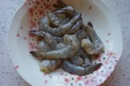 Make Flower shrimp step 1