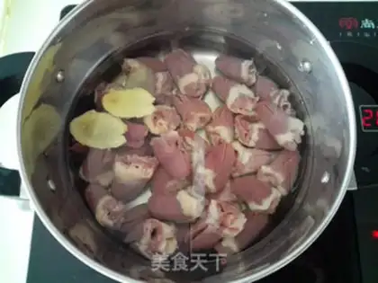 Make Hot chicken heart step 1