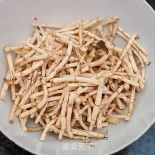 Make Frozen fish and grass step 1