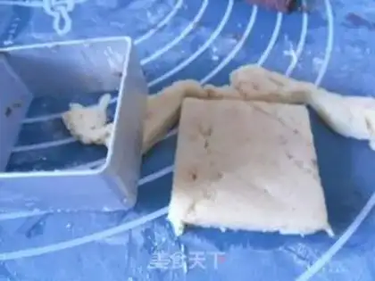 Make Coconut biscuit step 6