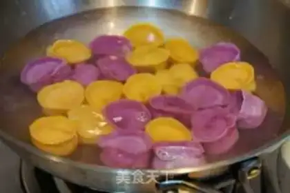 Make Yuanbao lantern dumplings step 11