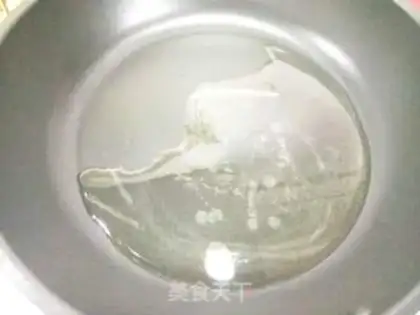 Make Jell-O fish step 1