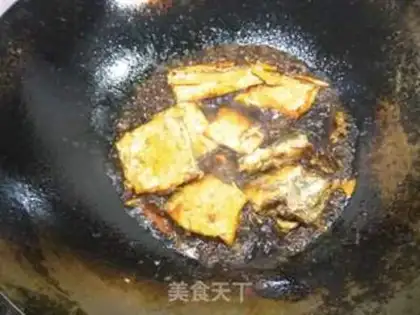 Make Jell-O fish step 8