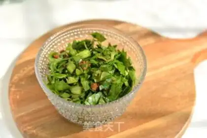 Make Celery leaves step 4