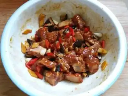 Make The mushroom varnish step 3
