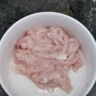 Make Fried pastry step 0