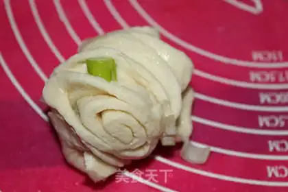 Make Onion rolls step 9