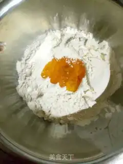 Make Flower bean cake step 1