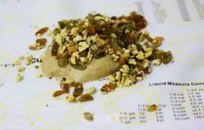 Make Flower bean cake step 2