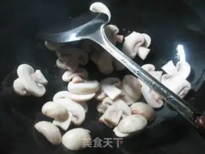 Make Soybeans fried mushrooms step 3