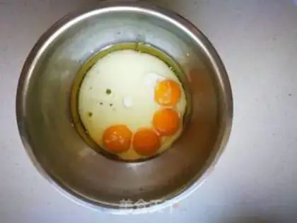 Make Fruitless cake step 1