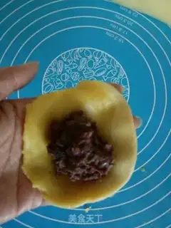 Make Flower bean cake step 10