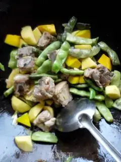 Make Northeast stew step 4