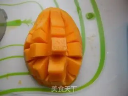 Make Mango yogurt shake step 1