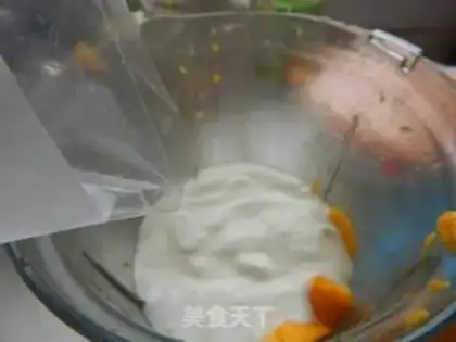 Make Mango yogurt shake step 4