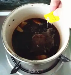 Make Ginger sugar and milk tea step 3