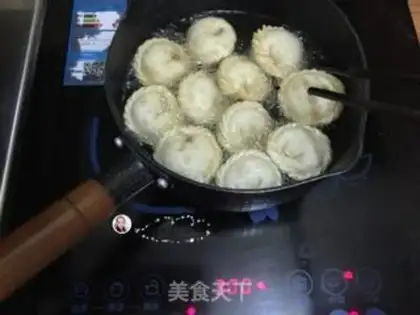 Make Souffle dumplings step 18