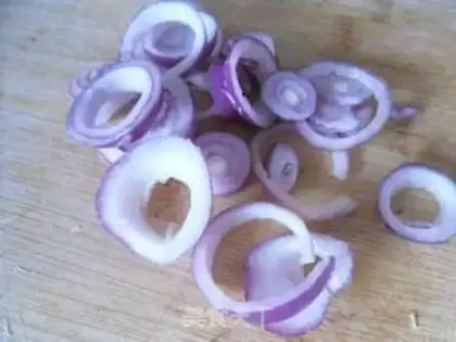 Make Onion squid step 1