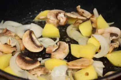 Make Western clam soup step 7