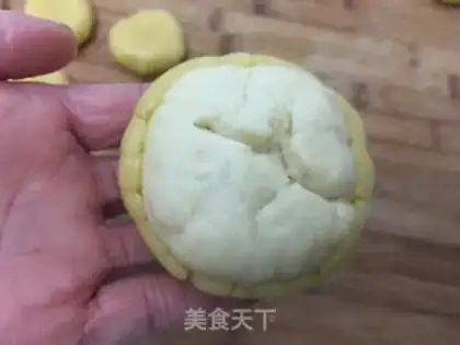 Make Pineapple bun step 9