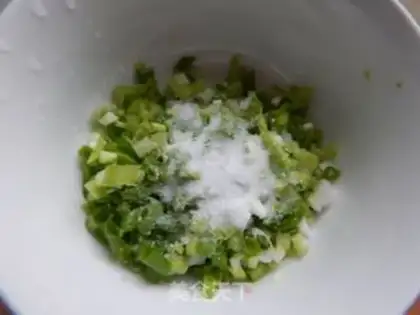 Make Onion ham rolls step 7