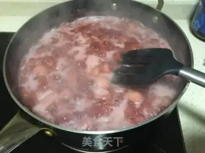 Make Homemade strawberry sauce step 6