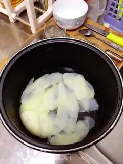 Make Homemade chips step 1