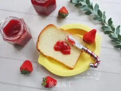 Make Homemade strawberry sauce step 10