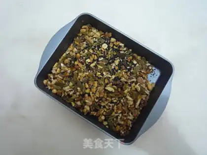 Make walnut sesame sugar step 2