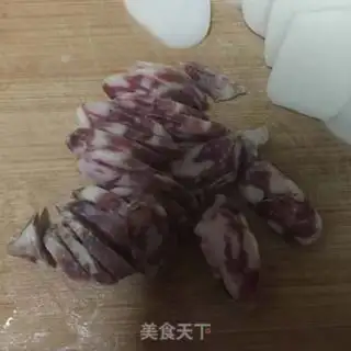 Make Weenie fried pastry step 1