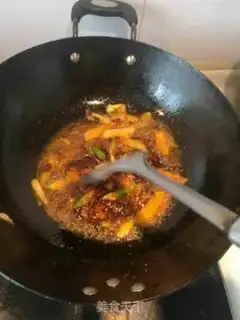 Make Spicy lobster step 1