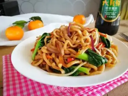 Make Home cuisine noodles step 10