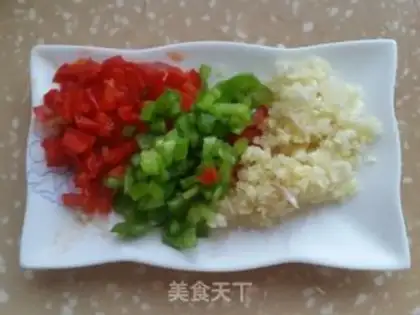 Make Flowers with rich shrimp step 5