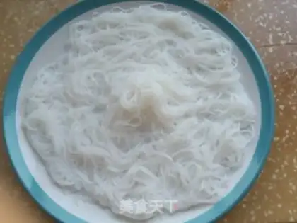 Make Flowers with rich shrimp step 6