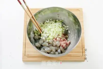 Make Shrimp rolls step 3
