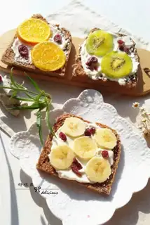 Make Fruit-rich toast step 6