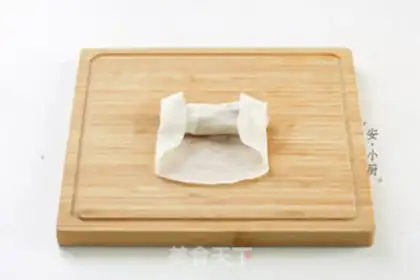 Make Shrimp rolls step 6
