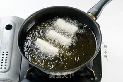 Make Shrimp rolls step 8