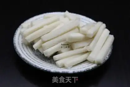 Make Spicy fried pastry step 1