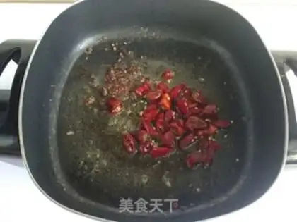 Make Spicy pot step 4