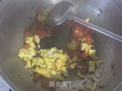 Make Tomato fried eggs step 6
