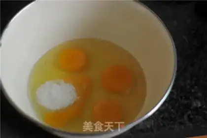 Make Orange doughnuts step 1