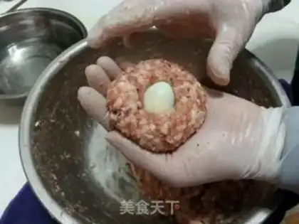 Make Red burning lion head step 11