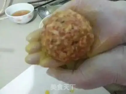 Make Red burning lion head step 13